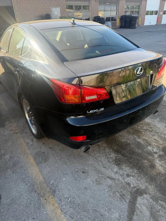 2007 Lexus IS 2nd Gen - Image 4 of 7