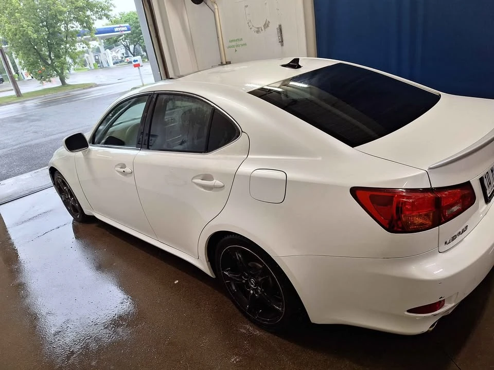 2007 Lexus IS 2nd Gen - Image 3 of 10