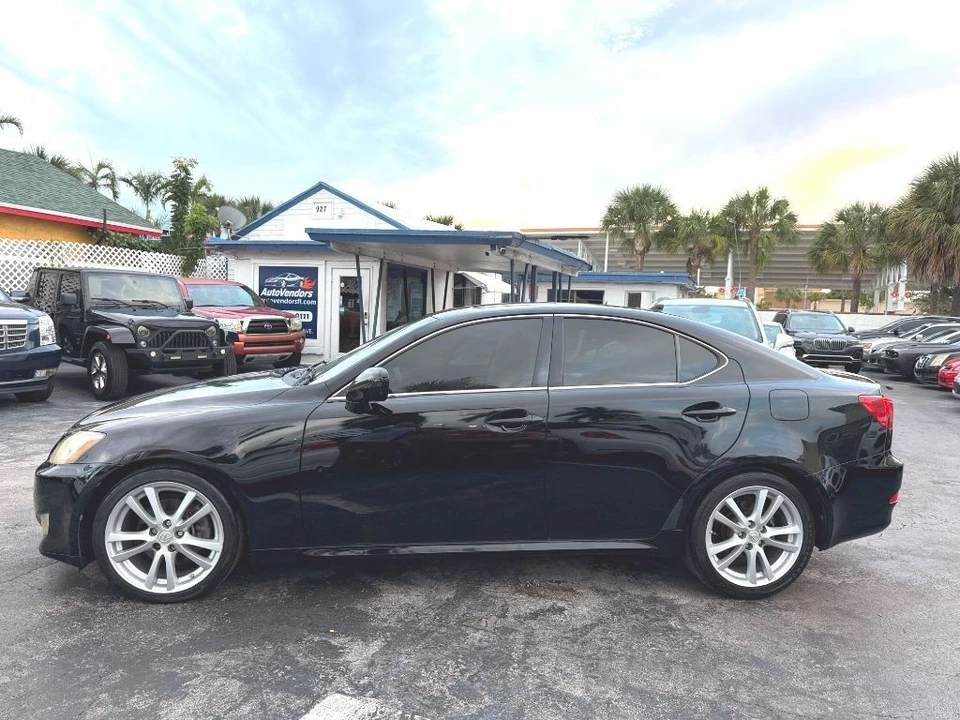 2007 Lexus IS 2nd Gen - Image 9 of 21
