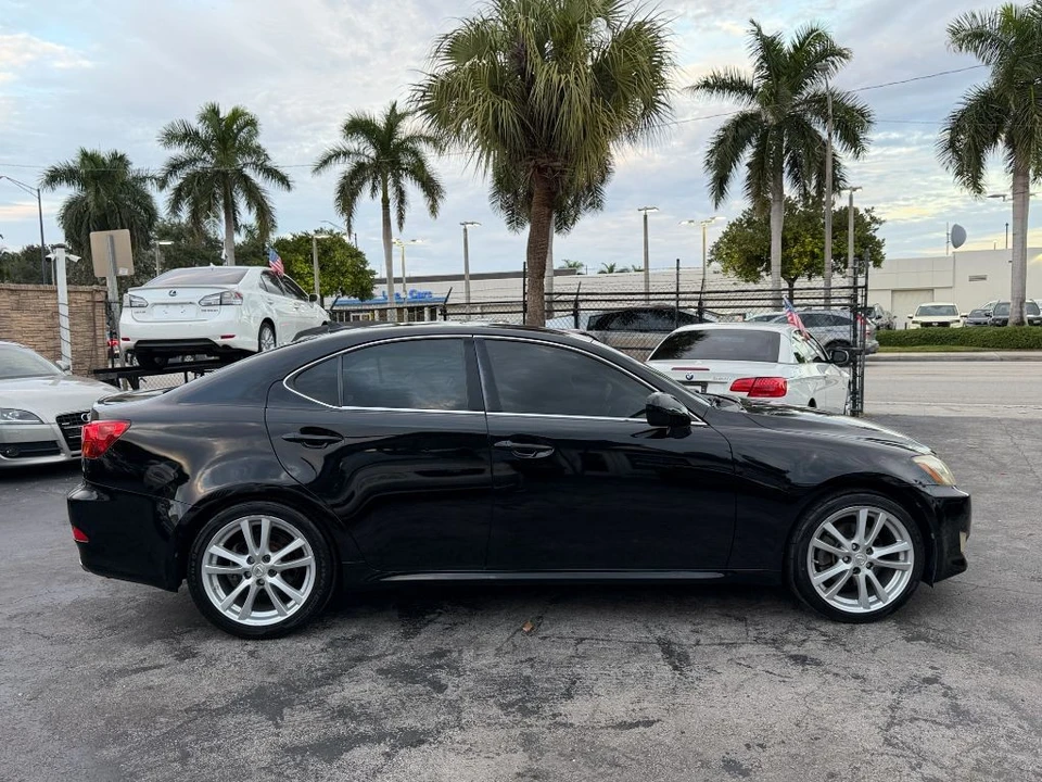 2007 Lexus IS 2nd Gen - Image 12 of 21