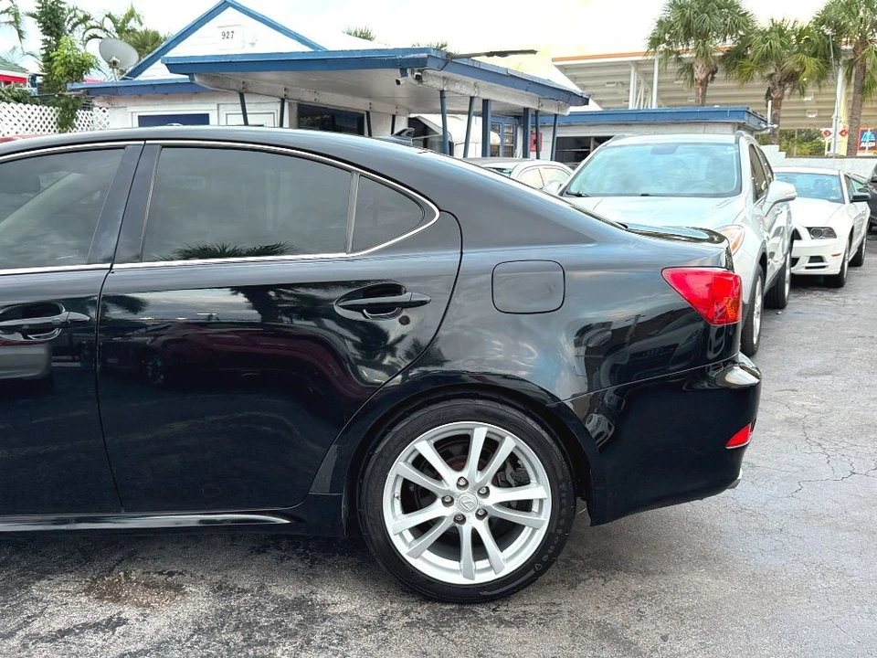 2007 Lexus IS 2nd Gen - Image 11 of 21