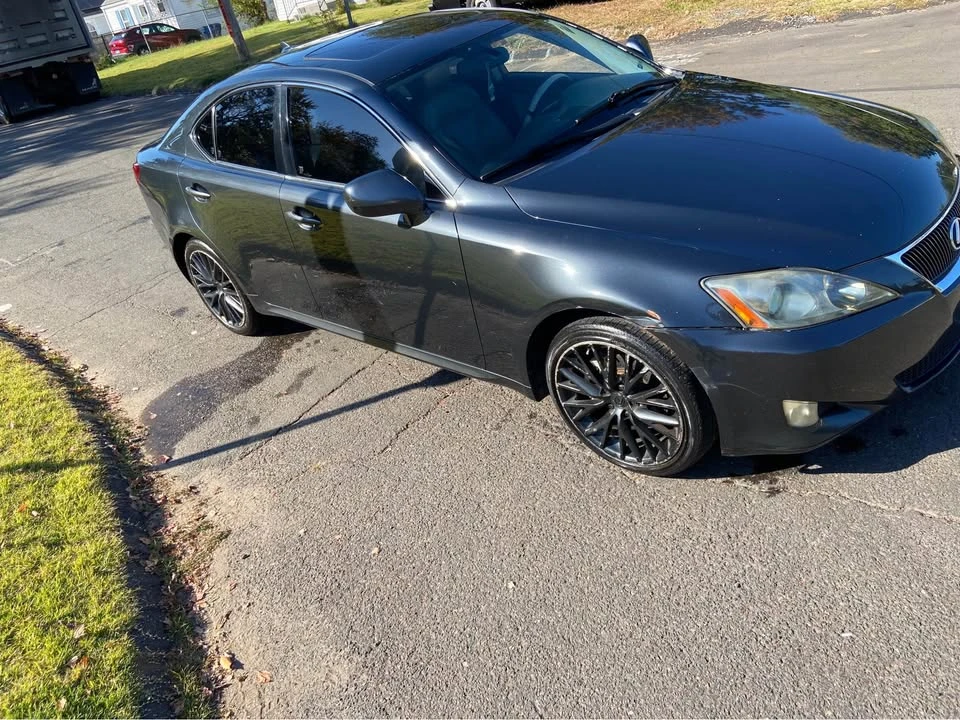 2007 Lexus IS 2nd Gen - Image 5 of 9