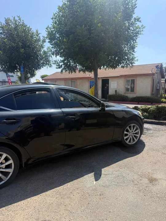2007 Lexus IS 2nd Gen - Image 7 of 12