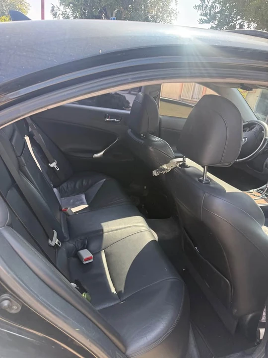 2007 Lexus IS 2nd Gen - Image 9 of 12