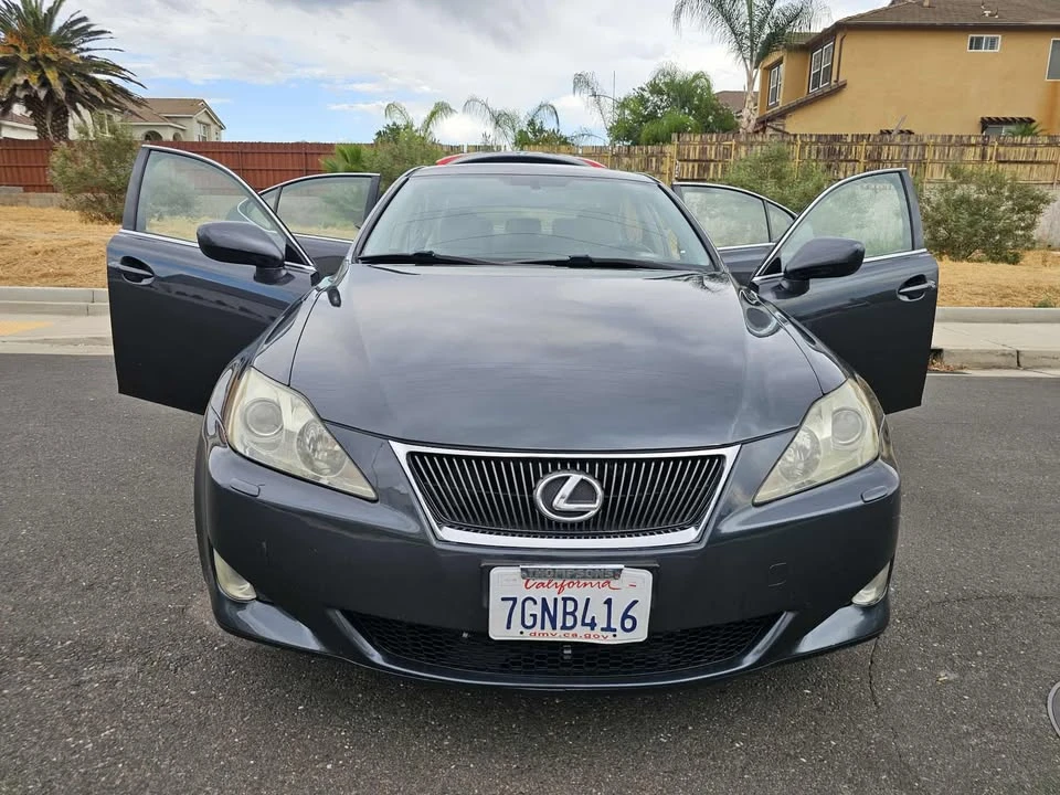 2007 Lexus IS 2nd Gen - Image 8 of 16