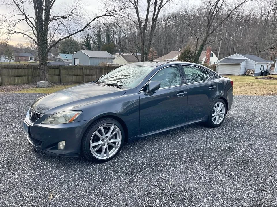 2007 Lexus IS 2nd Gen - Image 2 of 9