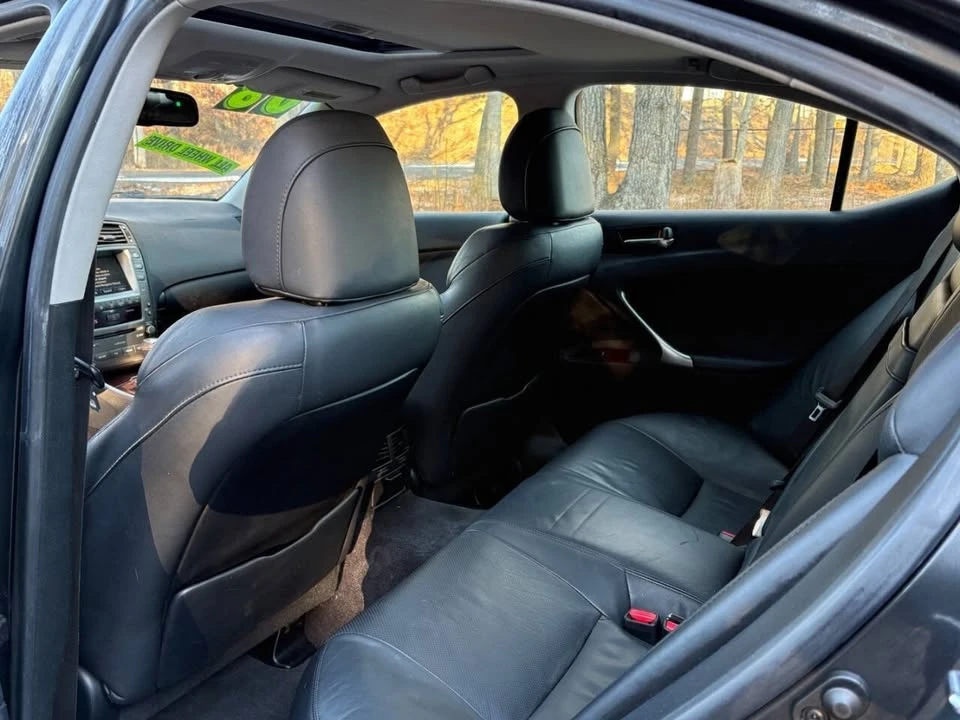 2007 Lexus IS 2nd Gen - Image 18 of 20