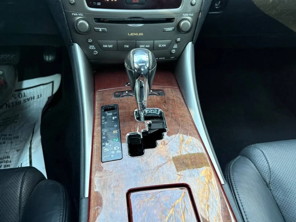 2007 Lexus IS 2nd Gen - Image 16 of 20
