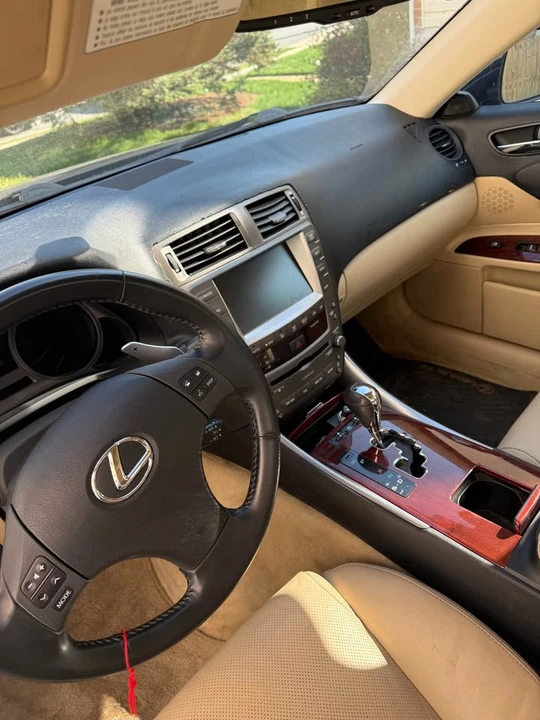 2007 Lexus IS 2nd Gen - Image 10 of 11