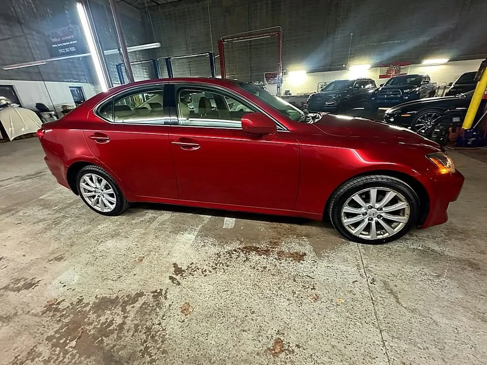 2007 Lexus IS 2nd Gen - Image 8 of 20