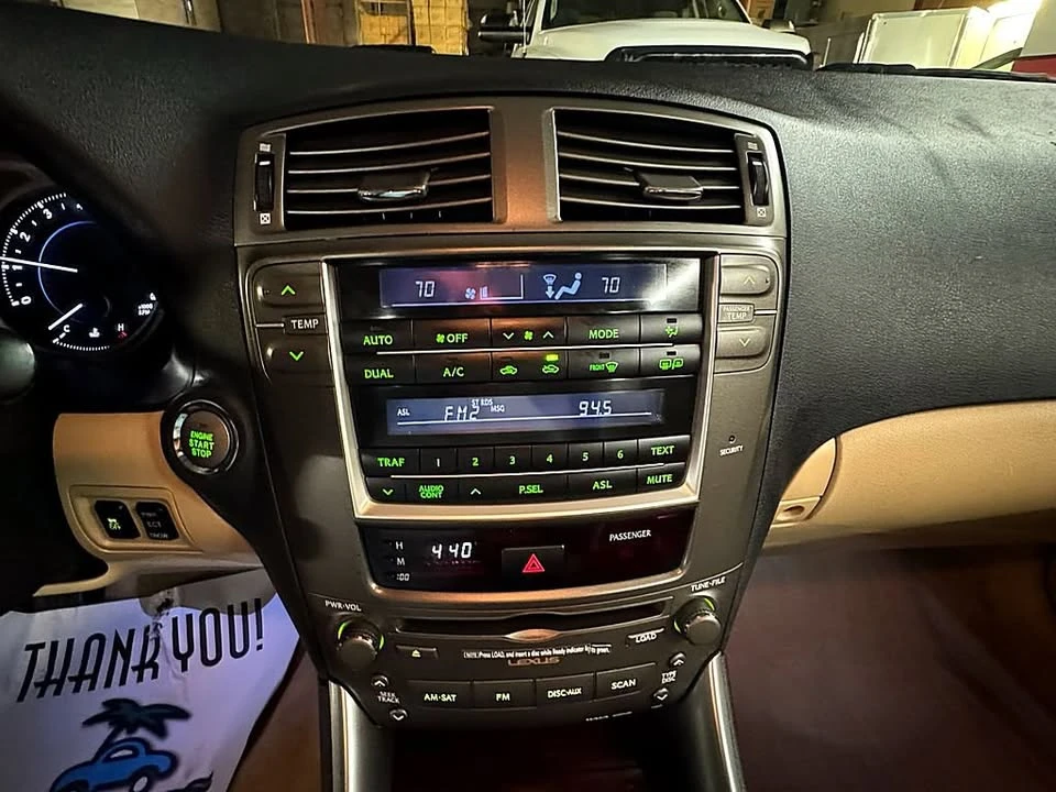 2007 Lexus IS 2nd Gen - Image 14 of 20