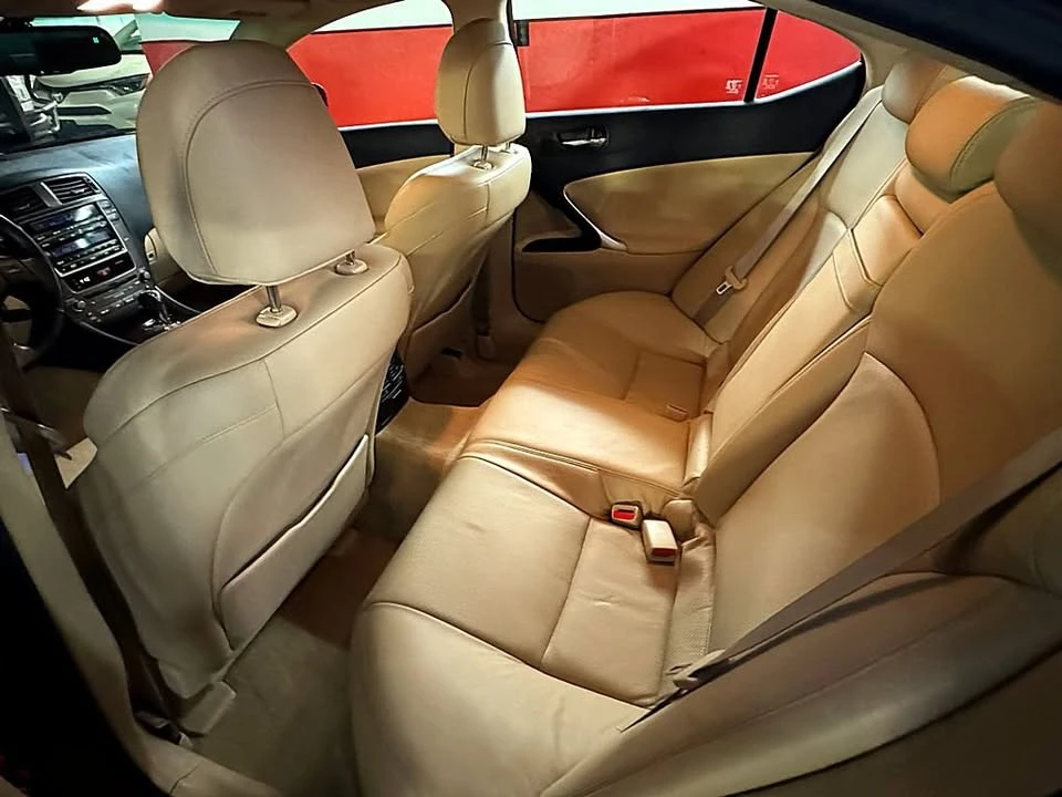 2007 Lexus IS 2nd Gen - Image 18 of 20