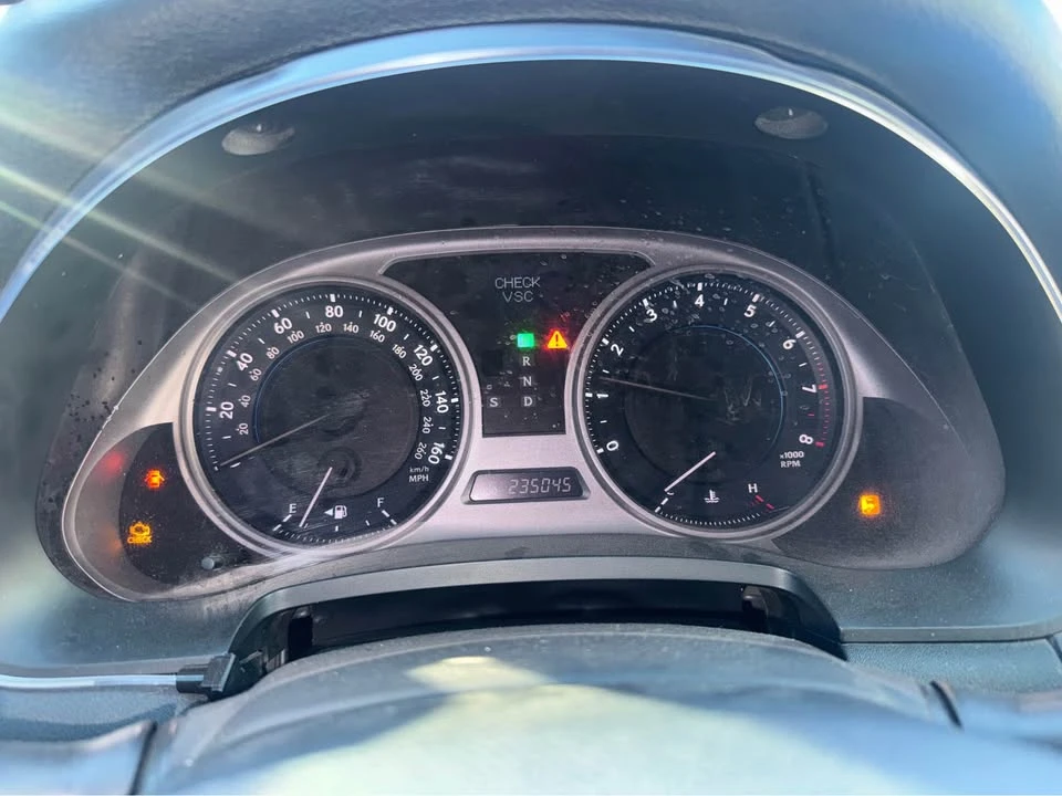 2007 Lexus IS 2nd Gen - Image 9 of 11