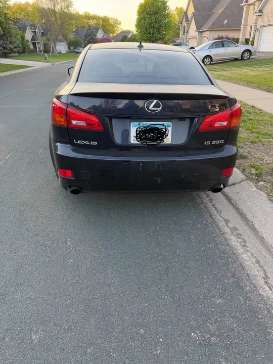 2007 Lexus IS 2nd Gen - Image 3 of 6