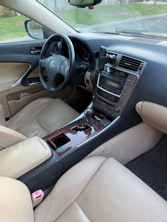 2007 Lexus IS 2nd Gen - Image 5 of 6