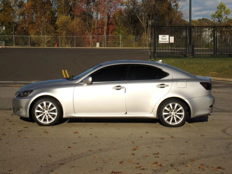 2007 Lexus IS 2nd Gen - Image 6 of 12