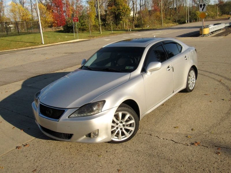 2007 Lexus IS 2nd Gen - Image 4 of 12
