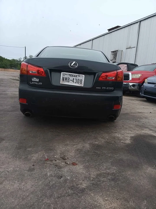 2007 Lexus IS 2nd Gen - Image 3 of 11