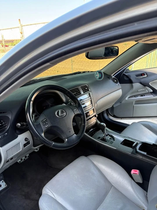 2007 Lexus IS 2nd Gen - Image 5 of 8