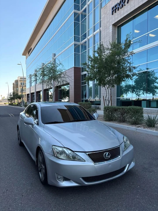 2007 Lexus IS 2nd Gen - Image 4 of 8