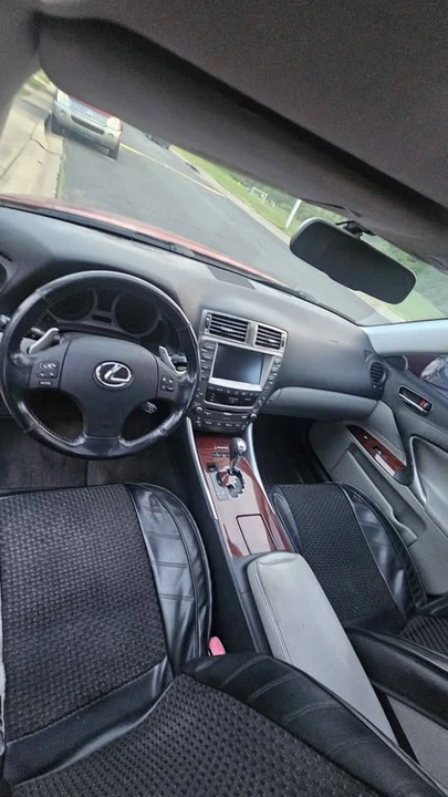 2007 Lexus IS 2nd Gen - Image 7 of 10