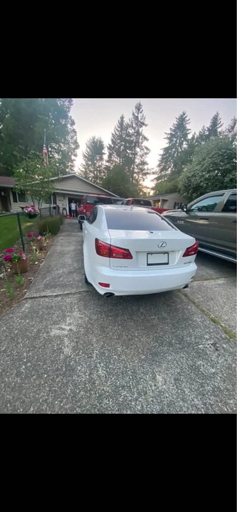 2007 Lexus IS 2nd Gen - Image 2 of 5