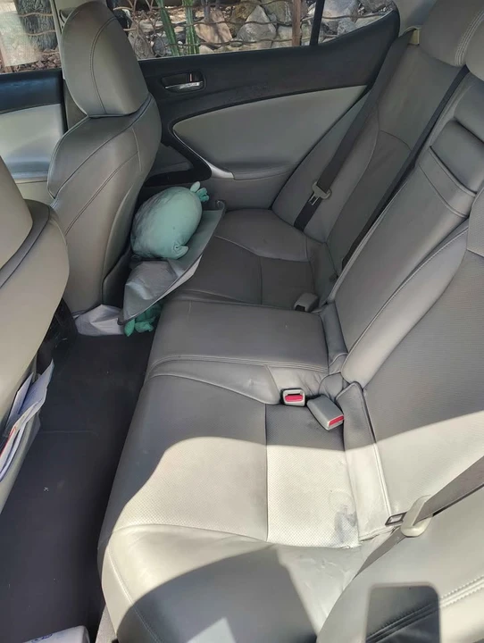 2007 Lexus IS 2nd Gen - Image 5 of 8