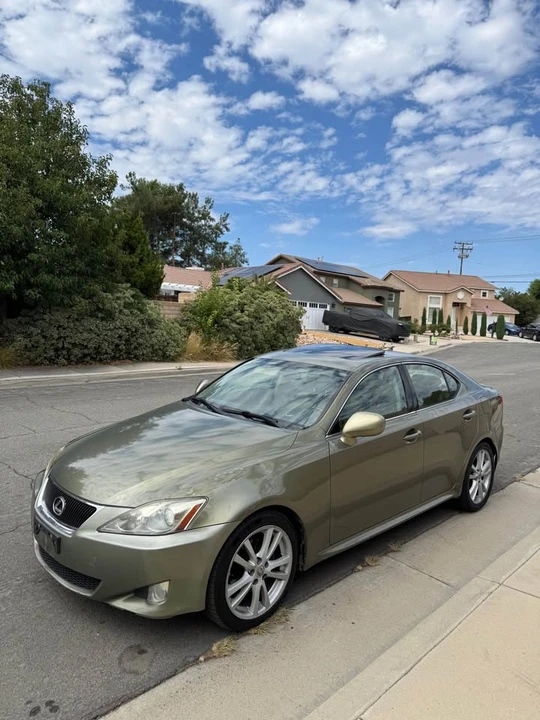 2007 Lexus IS 2nd Gen - Image 2 of 6