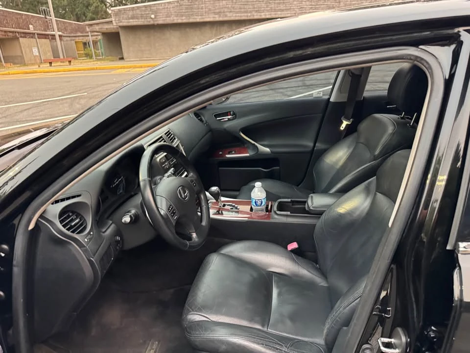 2007 Lexus IS 2nd Gen - Image 14 of 19