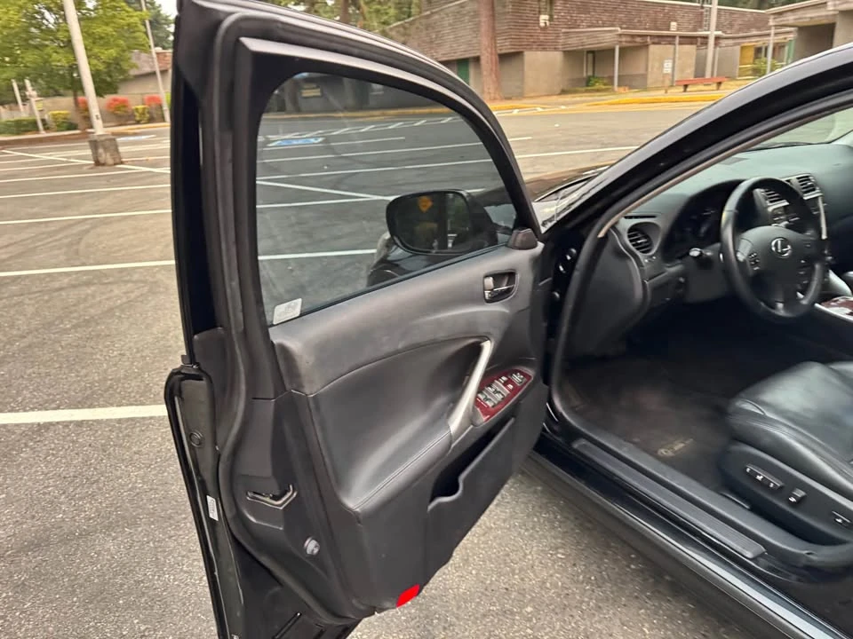 2007 Lexus IS 2nd Gen - Image 15 of 19