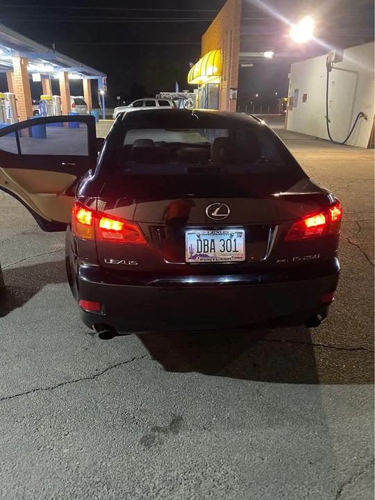 2007 Lexus IS 2nd Gen - Image 6 of 8