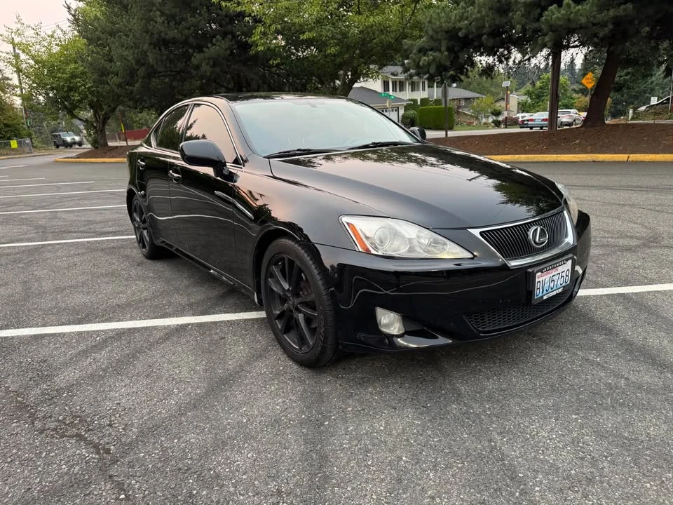 2007 Lexus IS 2nd Gen - Image 8 of 19