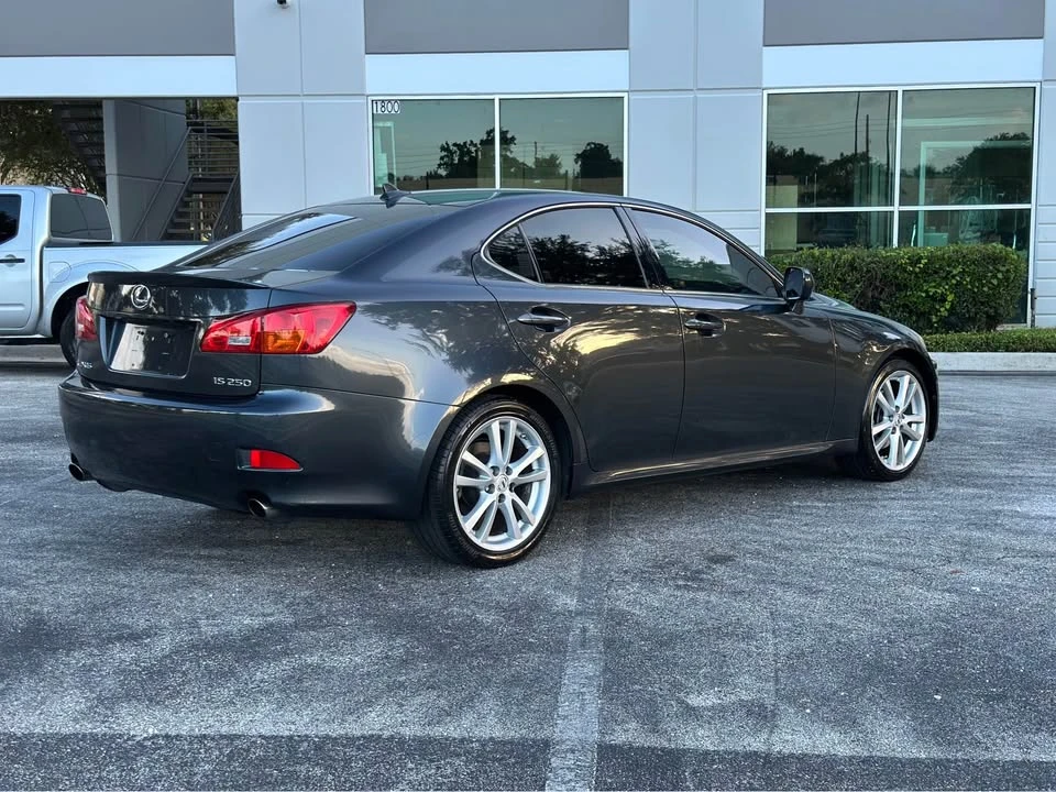 2007 Lexus IS 2nd Gen - Image 5 of 20
