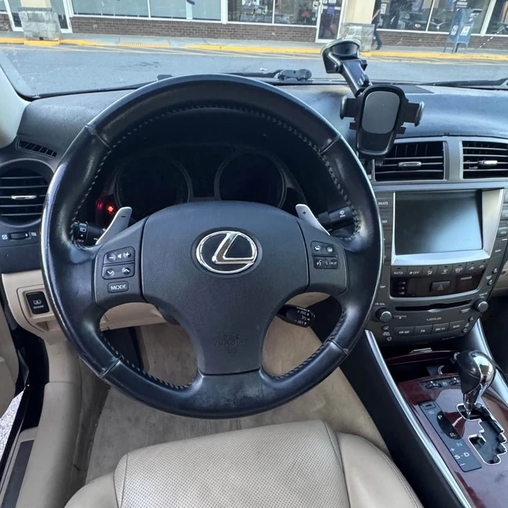 2007 Lexus IS 2nd Gen - Image 8 of 9