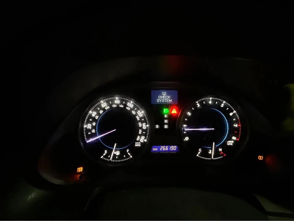 2007 Lexus IS 2nd Gen - Image 14 of 17