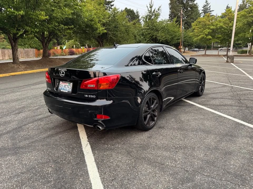 2007 Lexus IS 2nd Gen - Image 5 of 19