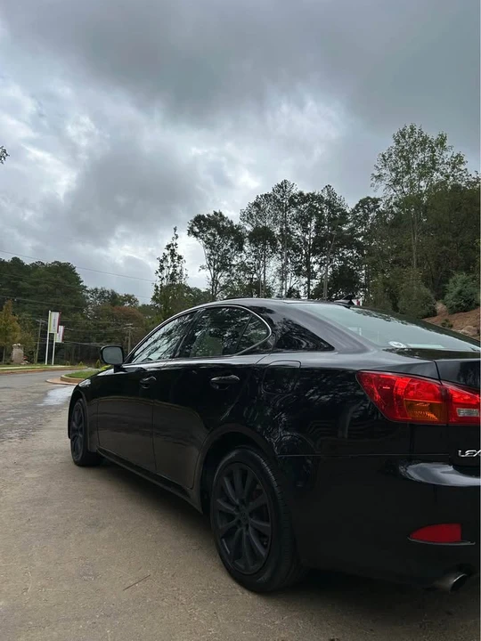 2007 Lexus IS 2nd Gen - Image 3 of 18