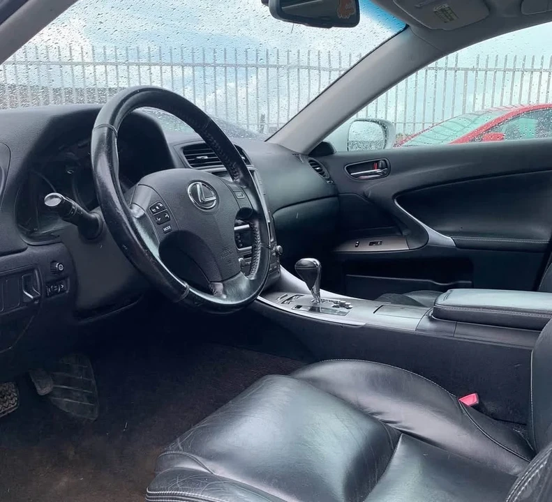 2007 Lexus IS 2nd Gen - Image 7 of 10