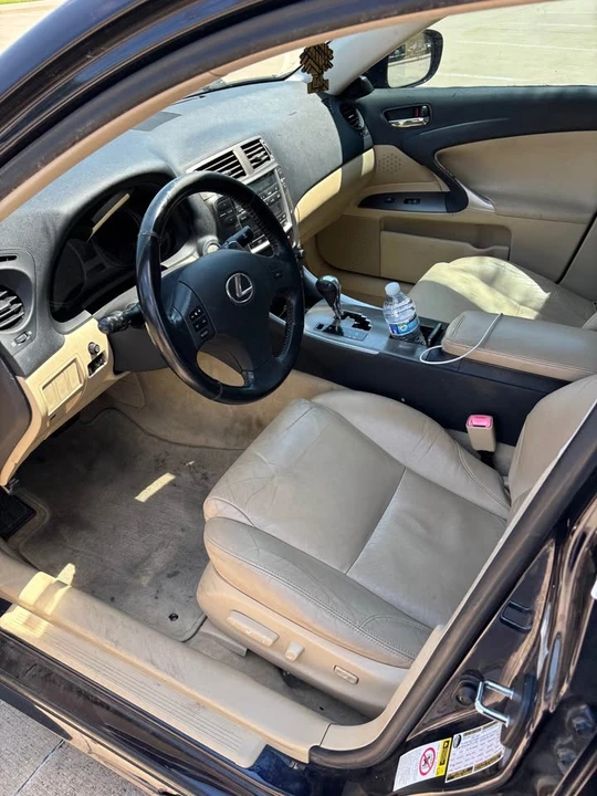 2007 Lexus IS 2nd Gen - Image 6 of 8