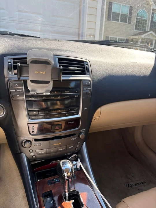 2007 Lexus IS 2nd Gen - Image 5 of 6