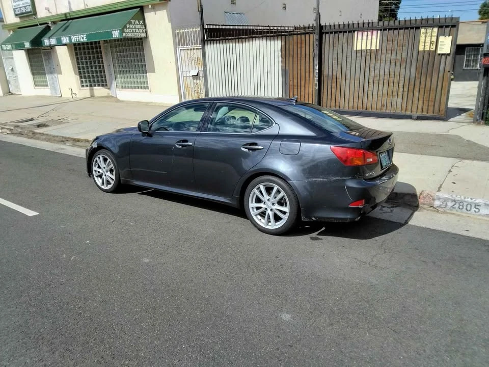 2007 Lexus IS 2nd Gen - Image 2 of 5