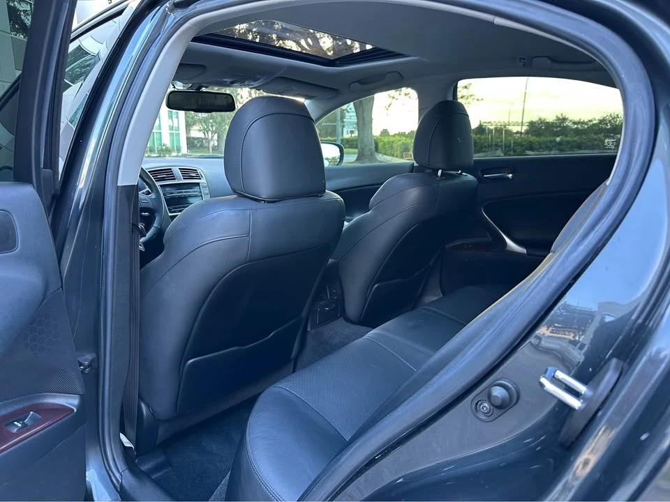 2007 Lexus IS 2nd Gen - Image 15 of 20