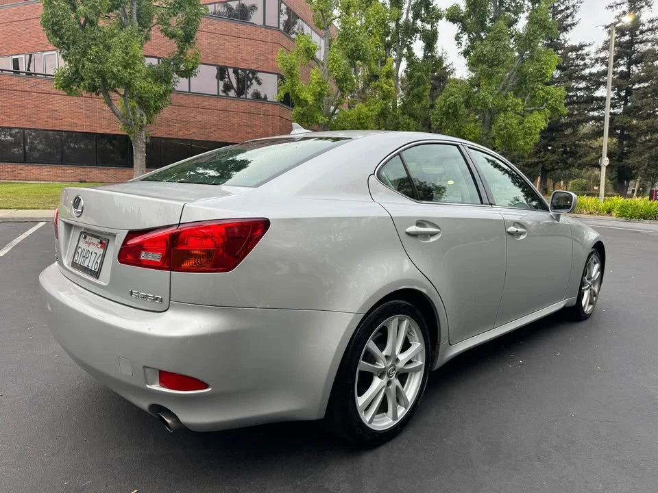 2007 Lexus IS 2nd Gen - Image 8 of 15