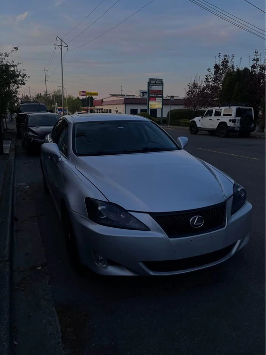 2007 Lexus IS 2nd Gen - Image 4 of 7