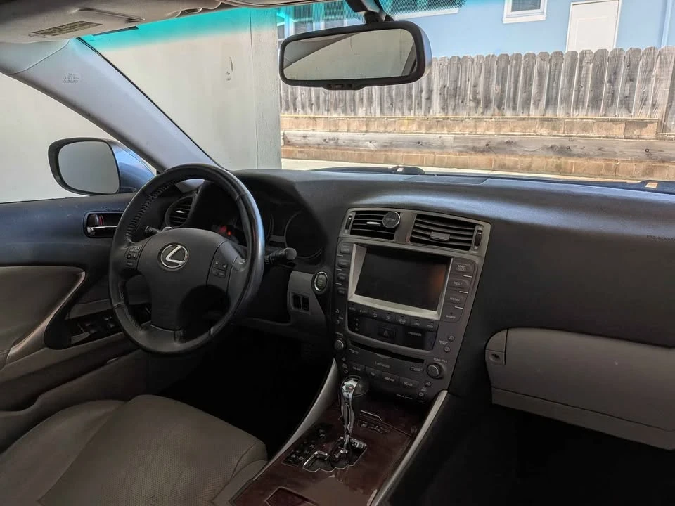 2007 Lexus IS 2nd Gen - Image 6 of 8
