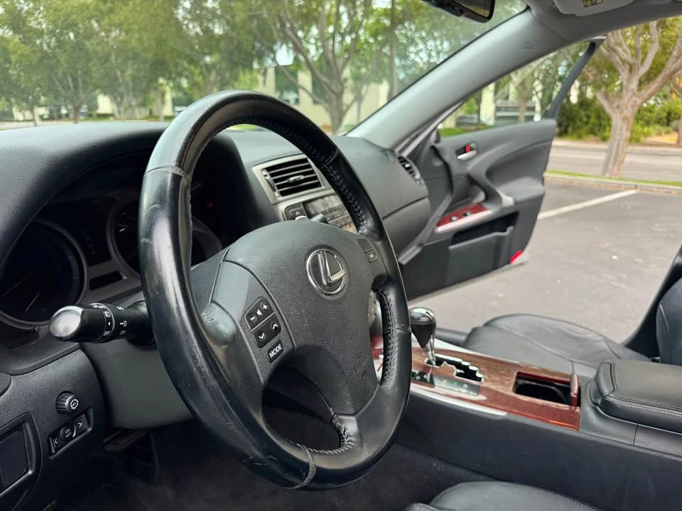 2007 Lexus IS 2nd Gen - Image 14 of 15