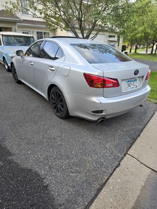 2007 Lexus IS 2nd Gen - Image 4 of 6