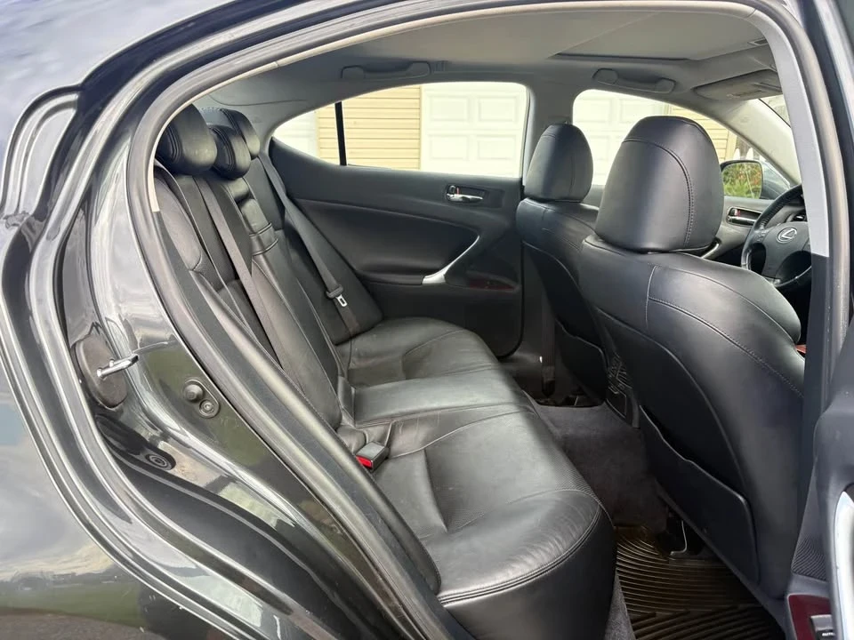 2007 Lexus IS 2nd Gen - Image 13 of 19