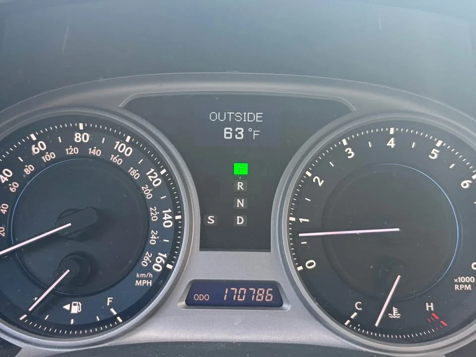 2007 Lexus IS 2nd Gen - Image 16 of 19