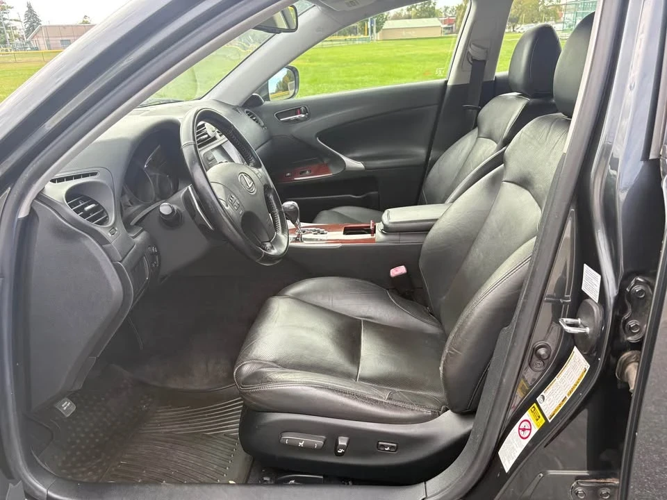 2007 Lexus IS 2nd Gen - Image 10 of 19